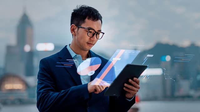 Implementing Agentic AI: Building Your Organizational Playbook
